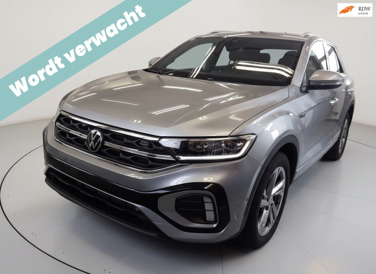 Volkswagen T-Roc - 1.5 TSI R-Line|150PK|Navi|LED|Camera|Panodak|Digitale Cockpit| - AutoWereld.nl