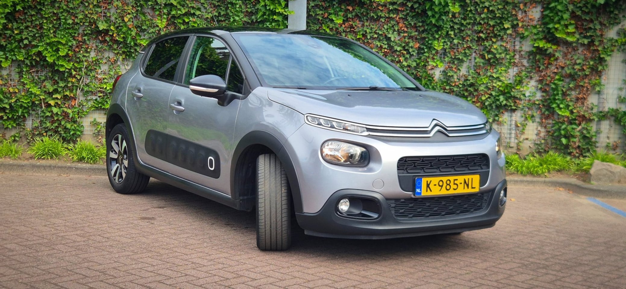Citroën C3 Origin - 1.2 PureTech S&S Origins Stoelverwarming|Navi|Cruise - AutoWereld.nl