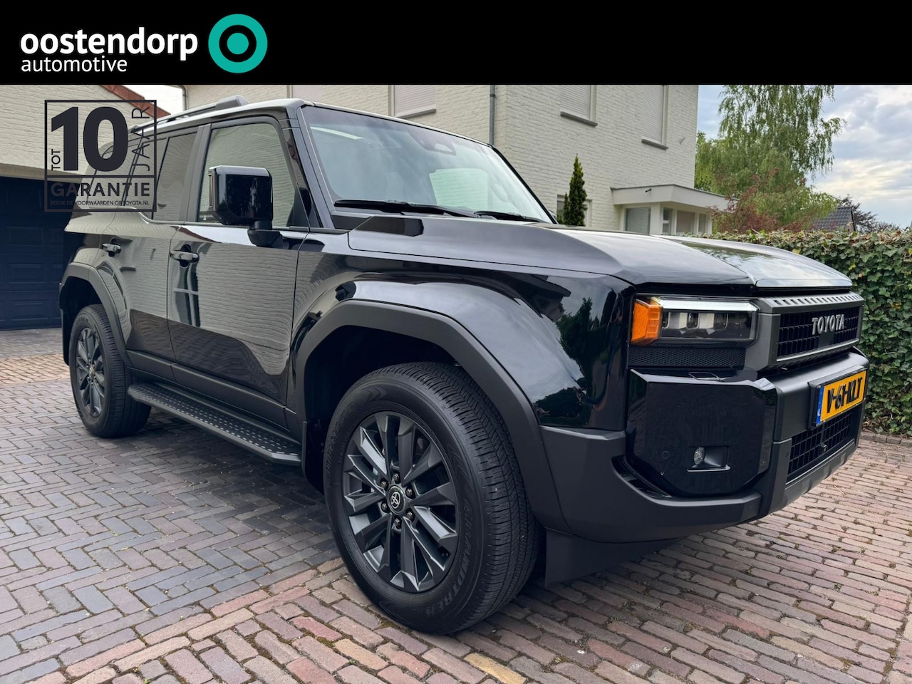 Toyota Land Cruiser - 2.8 D-4D Standard Roof Window Van Professional 2.8 D-4D Standard Roof Window Van Professional - AutoWereld.nl