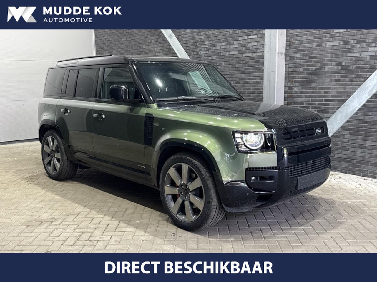 Land Rover Defender 110 - 2.0 P300e X | FACELIFT | ClearSight | Meridian Surround | Trekhaak | Luchtvering | Koelbox - AutoWereld.nl