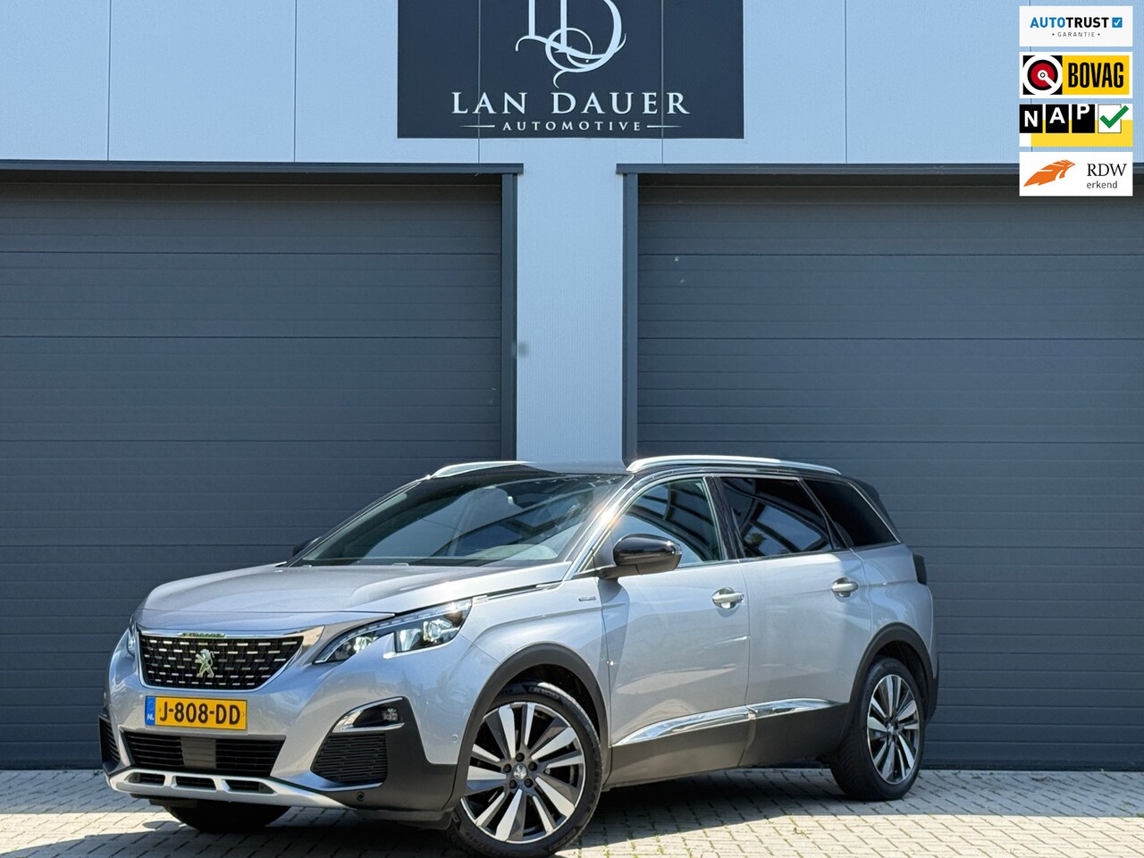Peugeot 5008 - 1.2 PureTech GT-Line Avantage / AUTOMAAT / CAM - AutoWereld.nl
