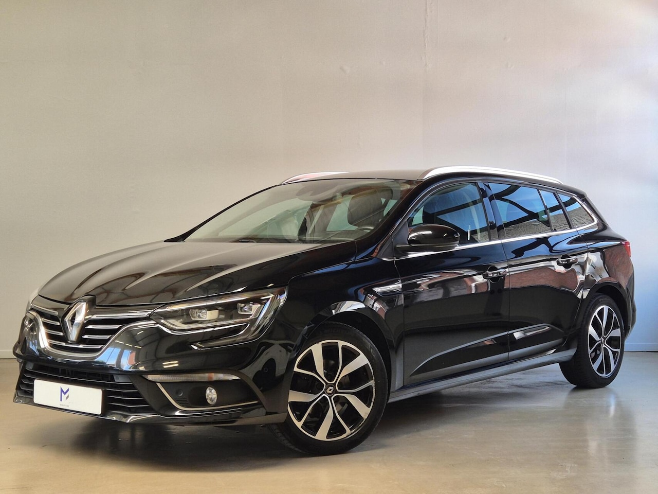 Renault Mégane - 1.3 TCe Bose / Automaat / Achteruitrijcamera - AutoWereld.nl