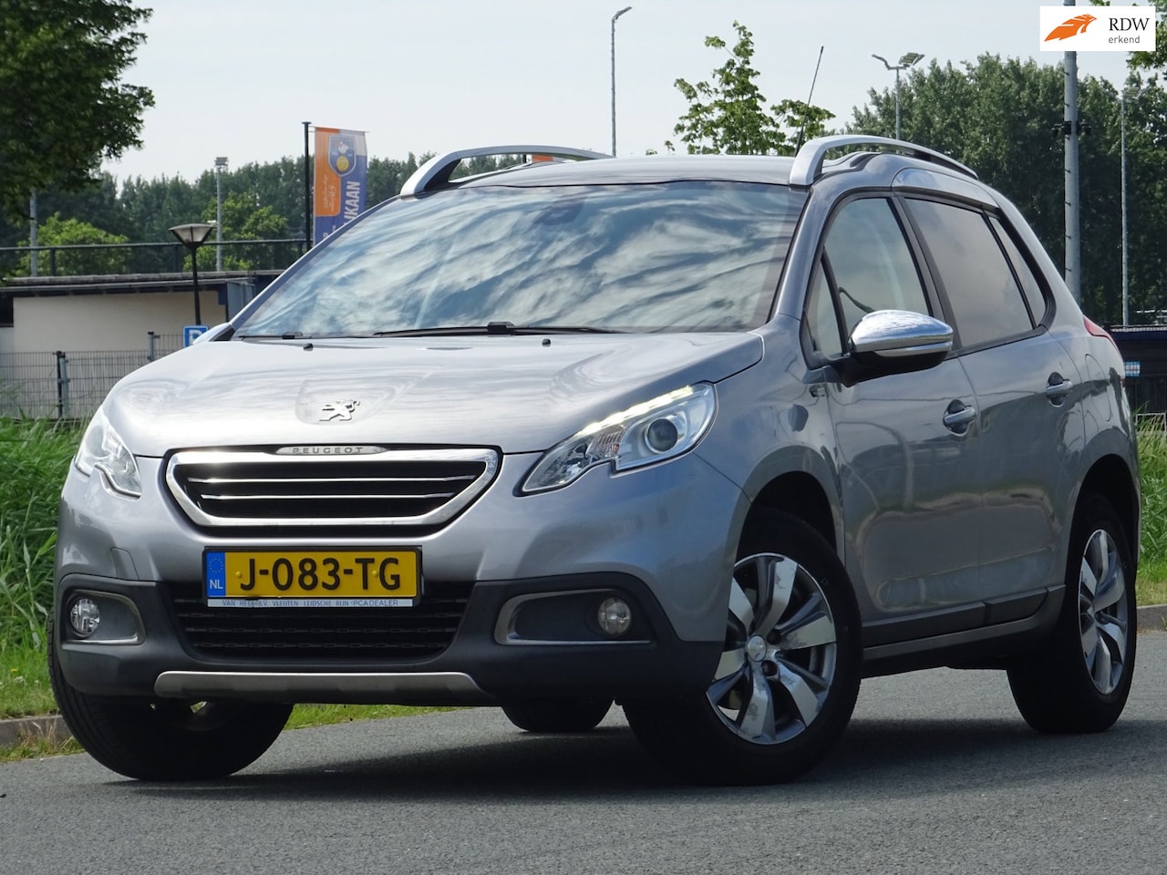 Peugeot 2008 - 1.2 PureTech 1-EIGENAAR PANORAMADAK/PDC/NW APK - AutoWereld.nl