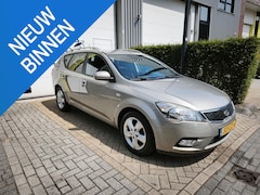 Kia Cee'd - 1.4 CVVT X-ecutive