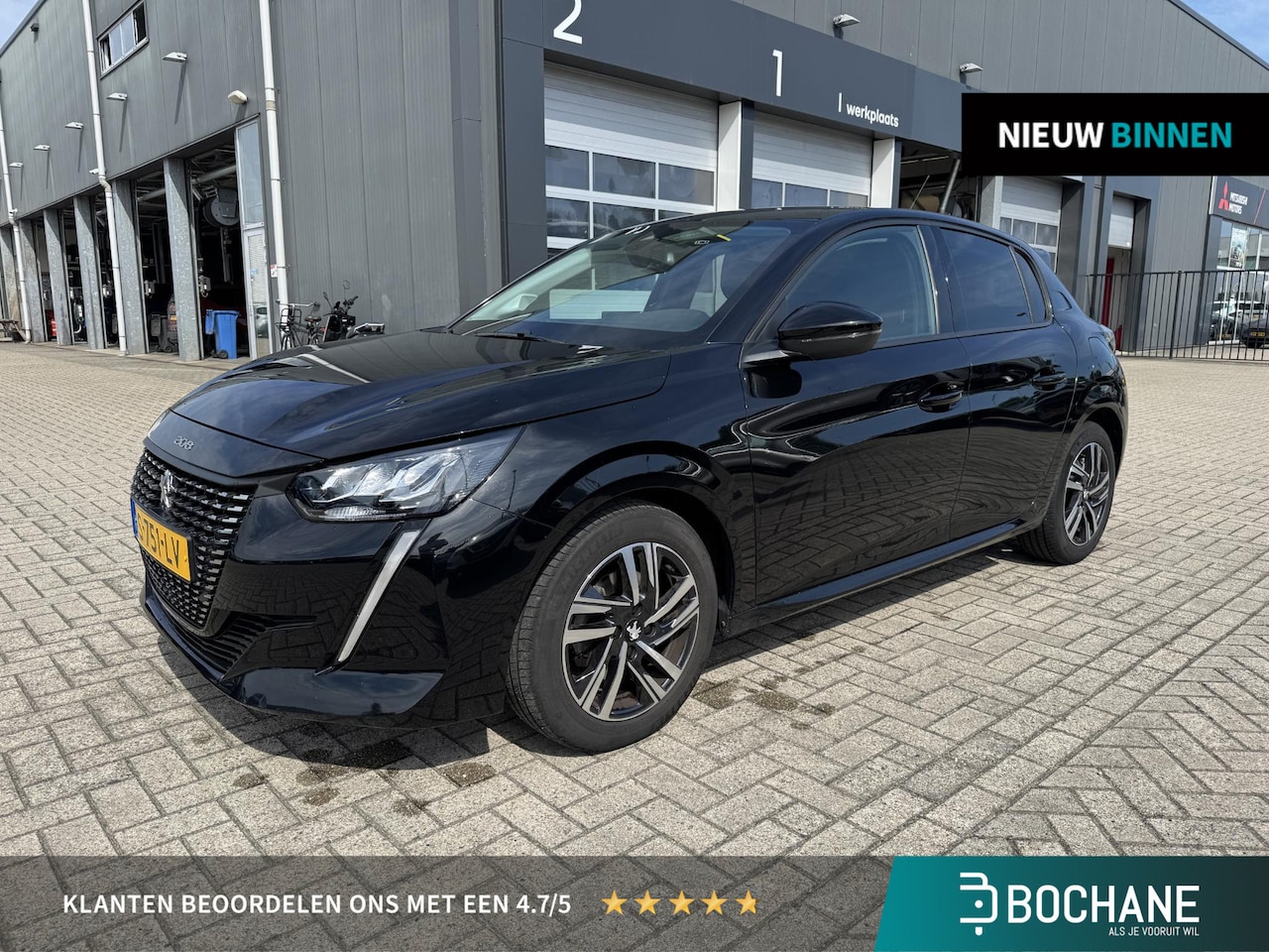 Peugeot 208 - 1.2 PureTech Allure | Carplay | Schakelflippers | Cruise Control | - AutoWereld.nl