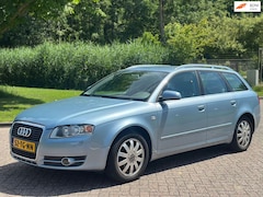 Audi A4 Avant - 2.0 Pro Line Business/AIRCO/ELECRAMEN VOOR/VERWARMDE VOORST/TREKHAAK