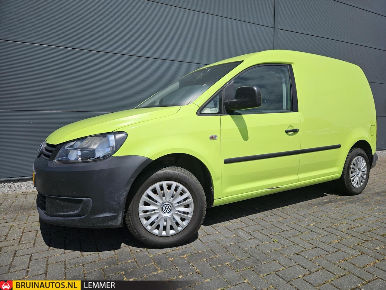 Volkswagen Caddy - 1.6 TDI BMT Cruise Airco Trekh - AutoWereld.nl