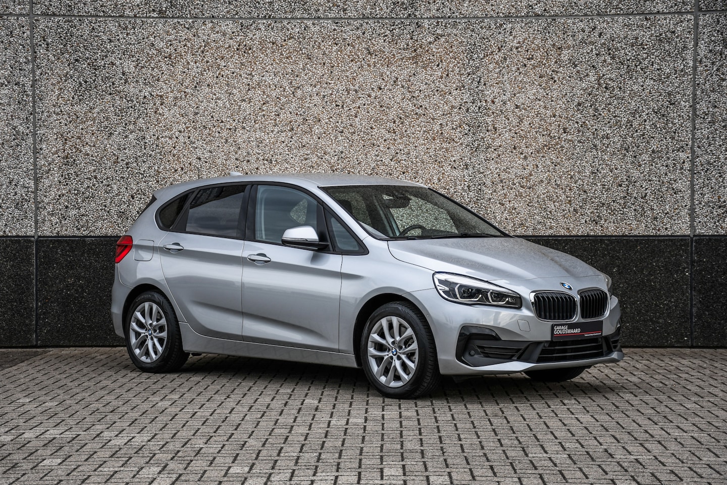 BMW 2-serie Active Tourer - 225xe iPerformance High Executive 225xe iPerformance High Executive - AutoWereld.nl