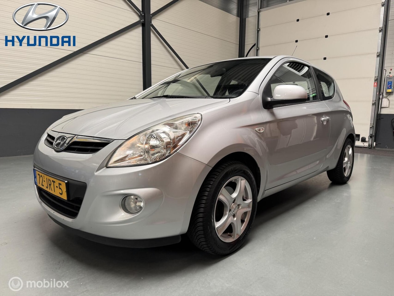 Hyundai i20 - 1.2i Dynamic 80pk Airco|LM-velgen|Elektr-pakket - AutoWereld.nl