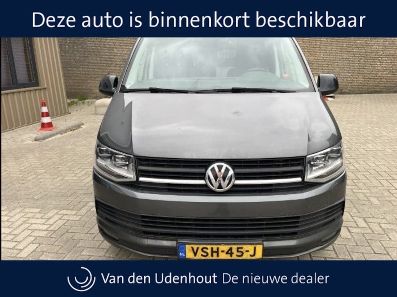 Volkswagen Transporter - L1H1 2.0 TDI 150pk DSG Highline / Automaat / LED-koplampen / Navigatie / Wordt verwacht - AutoWereld.nl