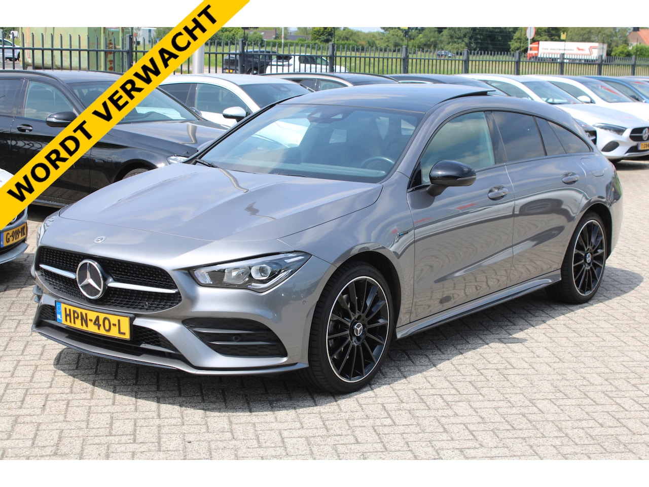 Mercedes-Benz CLA-klasse Shooting Brake - 250e AUT8 AMG Limited NIGHT PAKKET PANORAMADAK MEMORY SFEER TREKHAAK - AutoWereld.nl