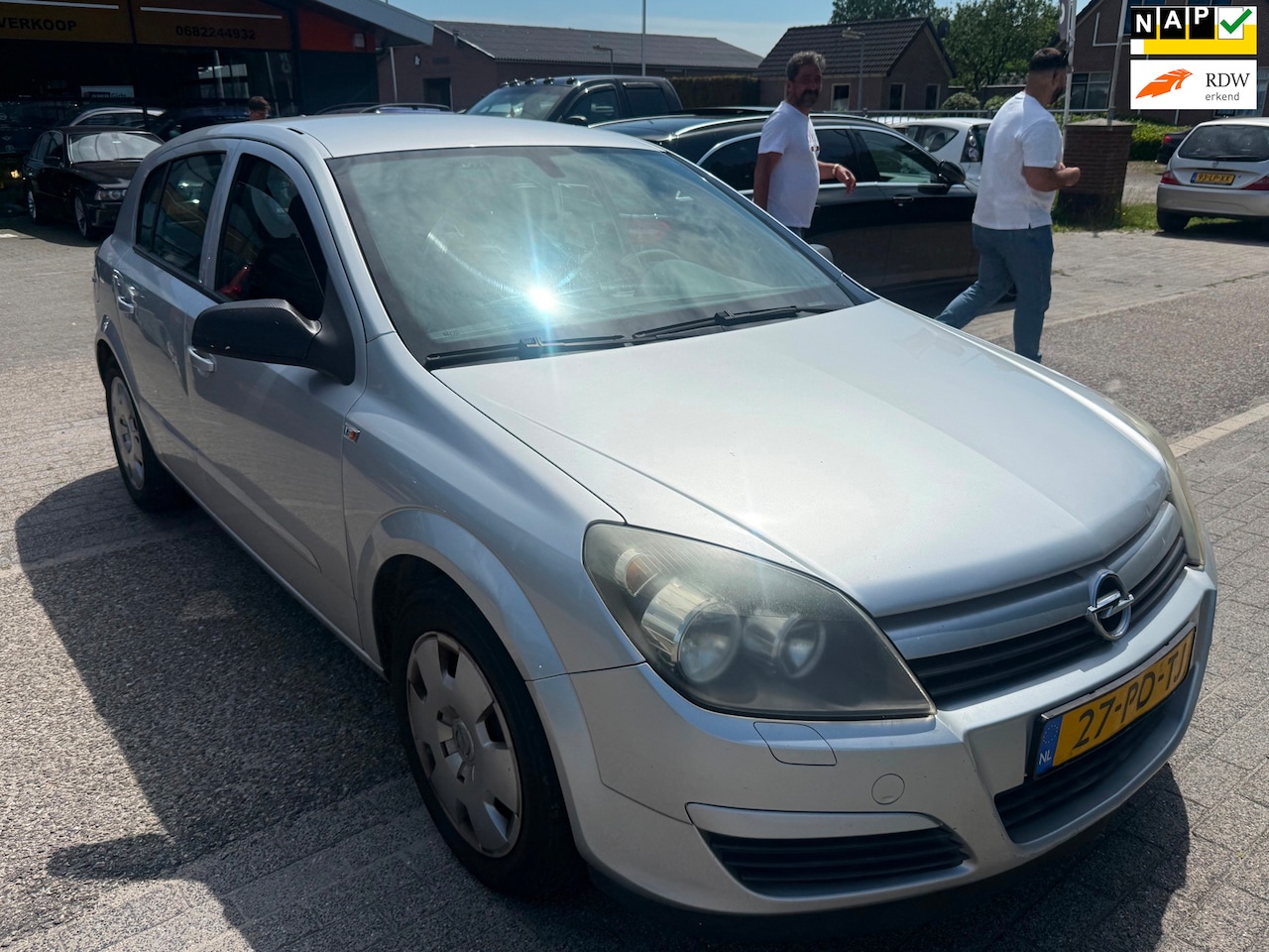 Opel Astra - 1.6 Enjoy AIRCO/CRUISE/5DEUERS/ELEKRAMEN/RIJDT PERFECT - AutoWereld.nl