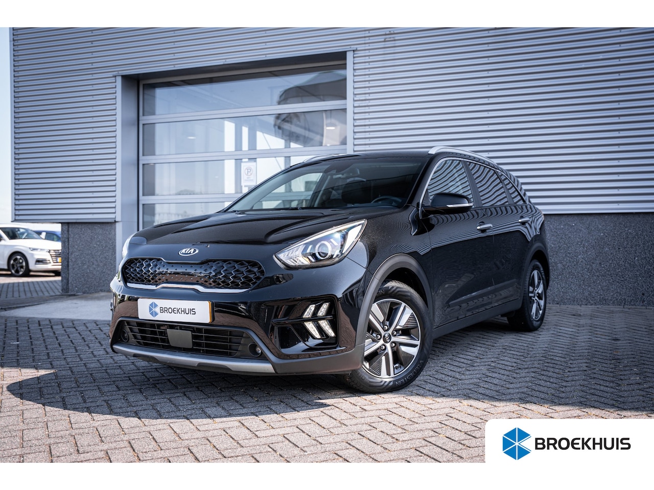 Kia Niro - 1.6 GDi Hybrid DynamicLine | Achteruitrijcamera | Apple Carplay/Android Auto|telefooninteg - AutoWereld.nl
