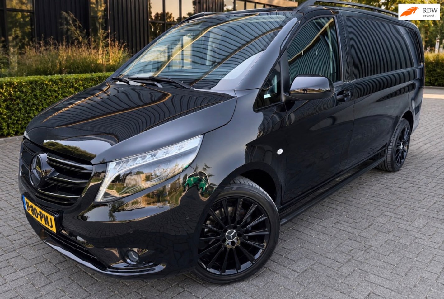 Mercedes-Benz Vito - 114 CDI LANG AUTOMAAT FULL-LED NAVI CRUISE - AutoWereld.nl