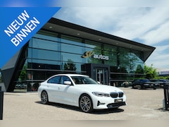 BMW 3-serie - 330e 292pk eDrive Sport Line Sportstoelen Leder Digital cockpit Stoelverwarming LED NLauto