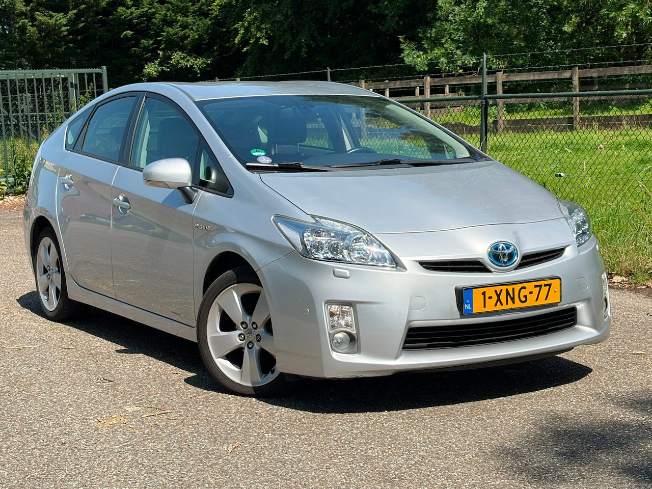 Toyota Prius - 1.8 Executive Business /Xenon/Navi/Camera/Trekhaak/ - AutoWereld.nl