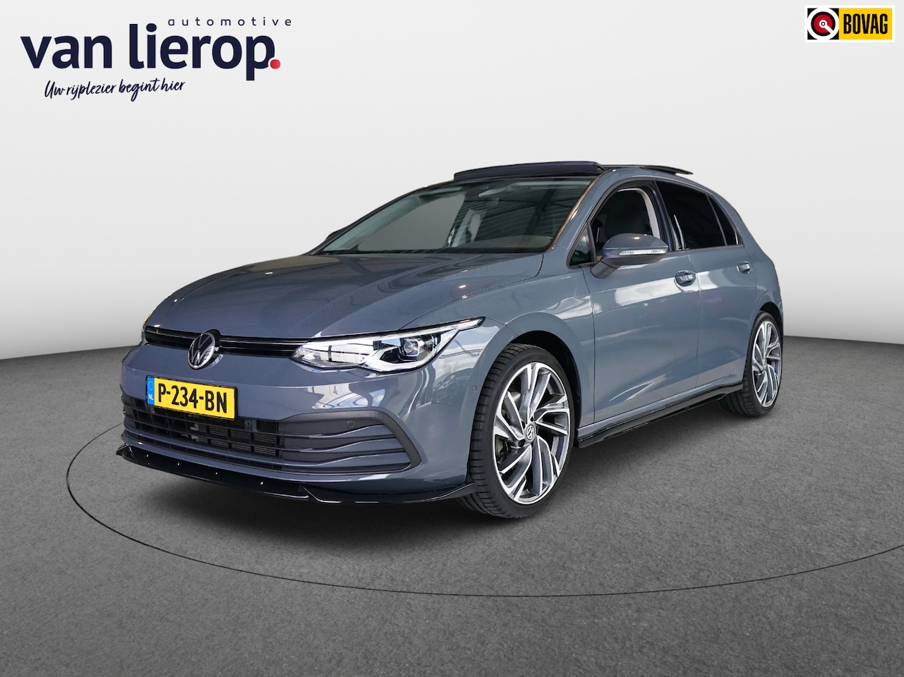 Volkswagen Golf - 1.5 eTSI PANO | SFEER | 19'' | IQ | CARPLAY - AutoWereld.nl