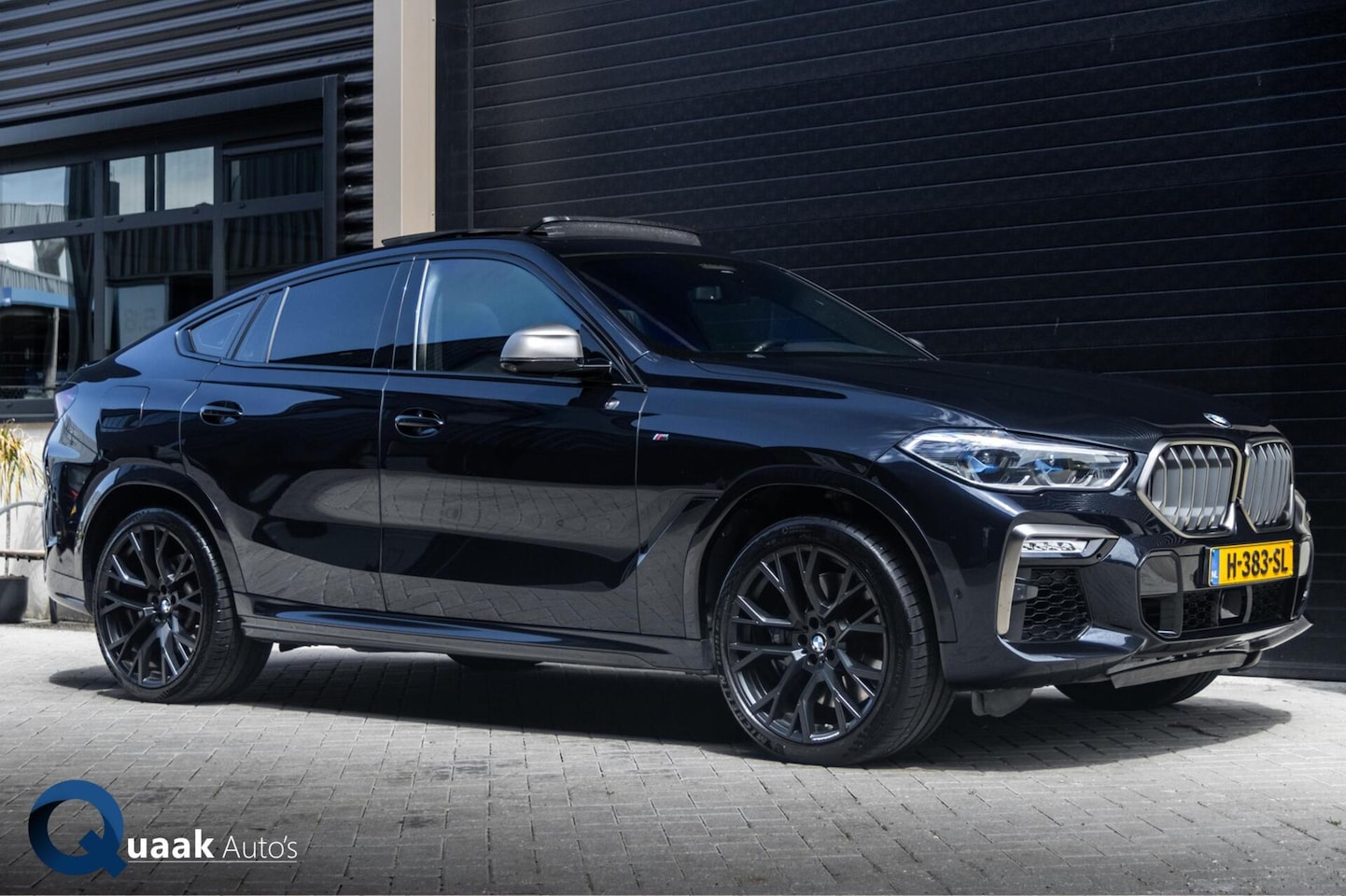 BMW X6 - M50d M-Performance | SKYLOUNGE | BOWERS&WILKINS | HUD | CARBON INLEG - AutoWereld.nl