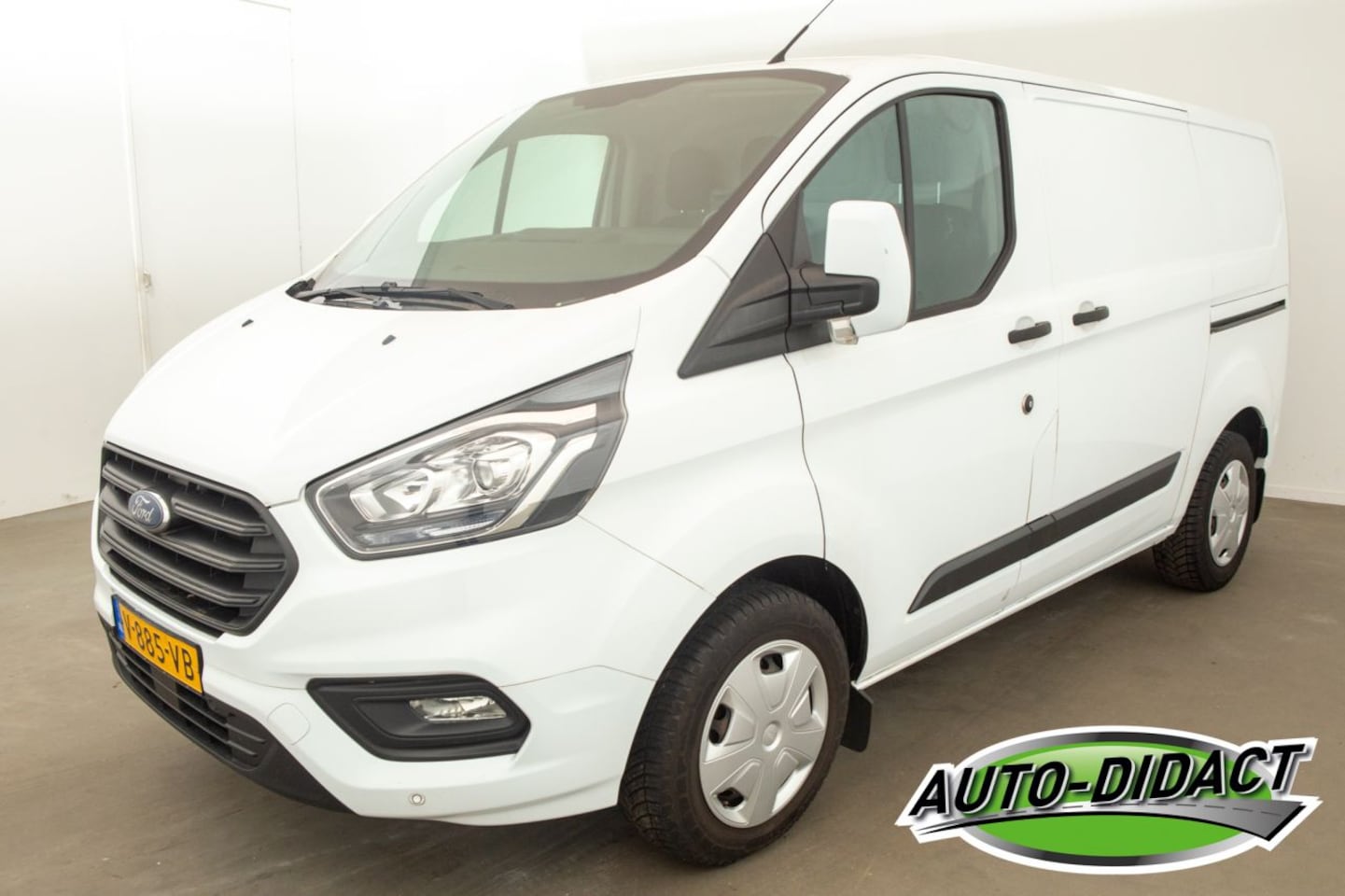Ford Transit Custom - 2.0 TDCI Automatic Euro 6 - AutoWereld.nl