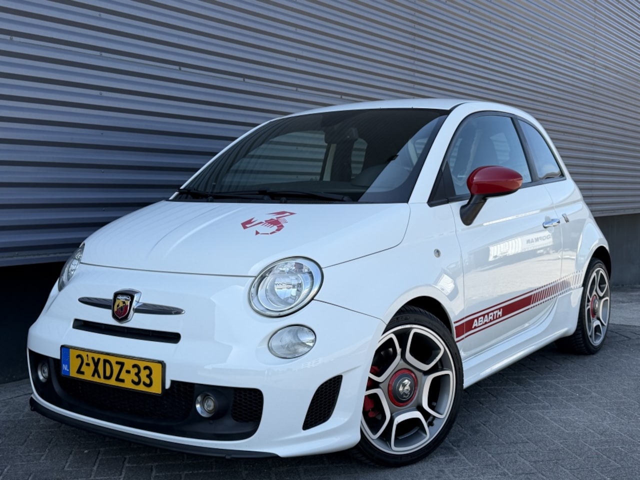 Fiat 500 Abarth - 1.4-16V 135PK / Scuderia italia Edit. / Interscope Audio - AutoWereld.nl