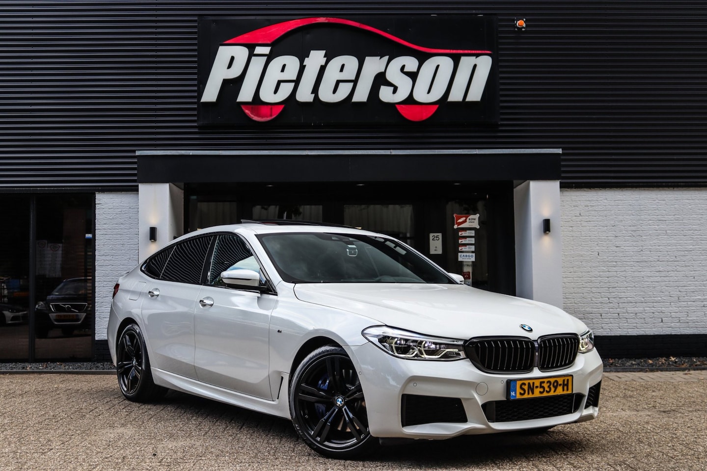 BMW 6-serie Gran Turismo - 630i GT M-Pakket PANO DEALER OH H&K - AutoWereld.nl
