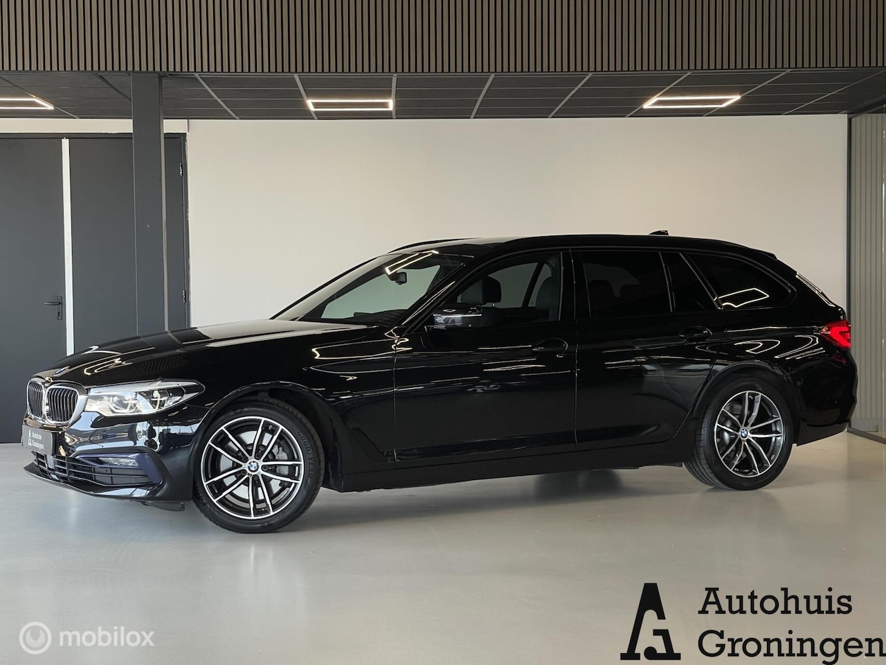 BMW 5-serie - 530i Xdrive Sportline - AutoWereld.nl