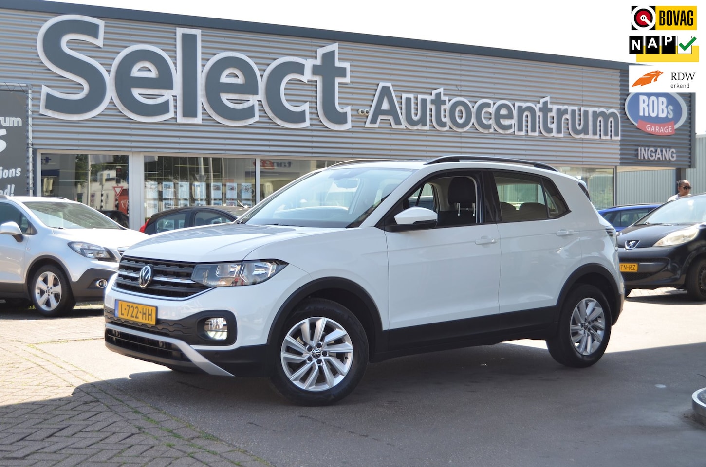 Volkswagen T-Cross - 1.0 TSI Life|NAVI|ADAPT.CRUISE|NAP|16"VELGEN|GEEN IMPORT - AutoWereld.nl