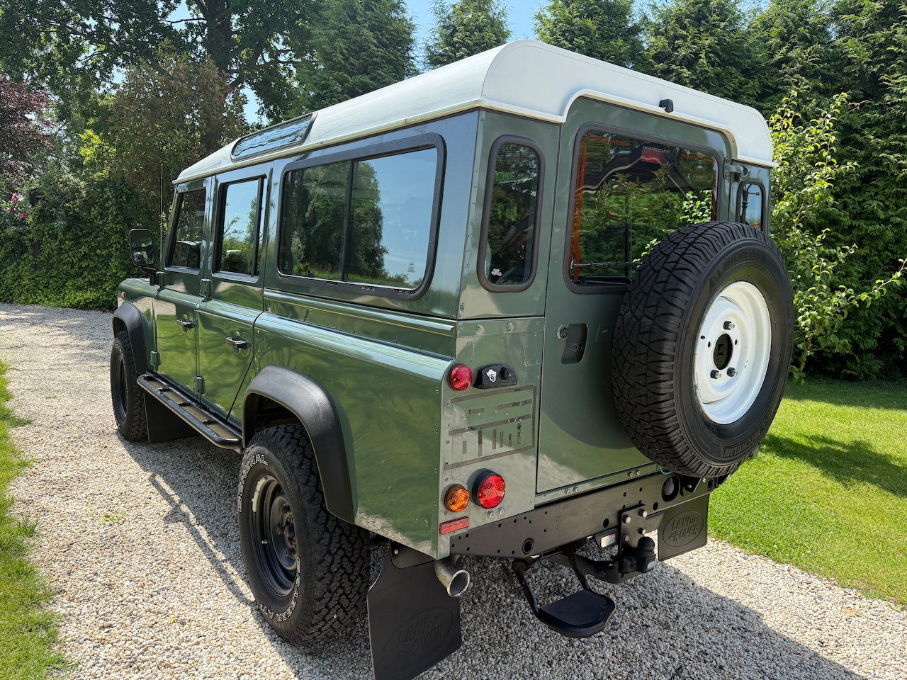 Land Rover Defender - 2.2 D SW 110" SE Tweede eigenaar