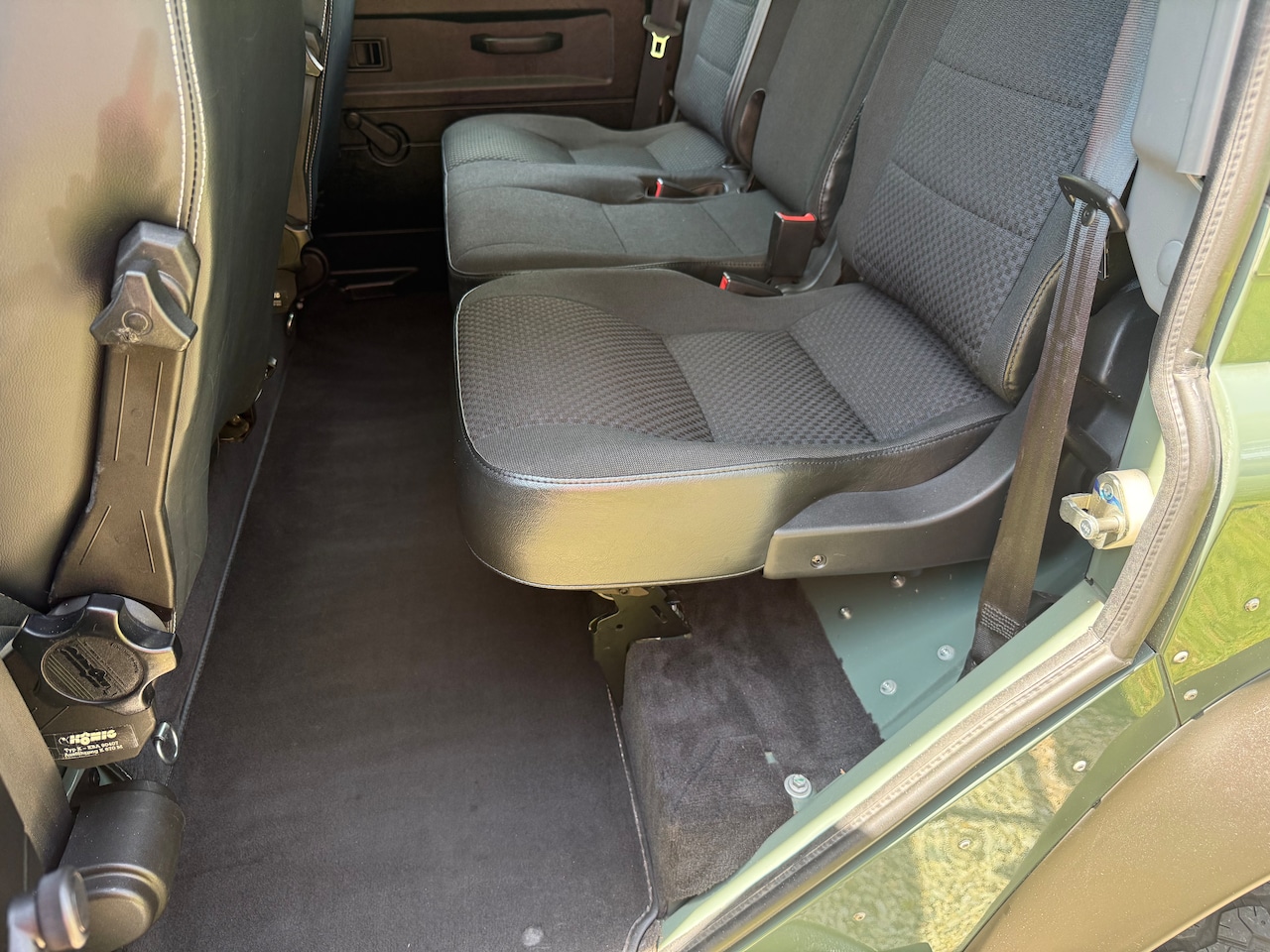 Land Rover Defender - 2.2 D SW 110" SE Tweede eigenaar