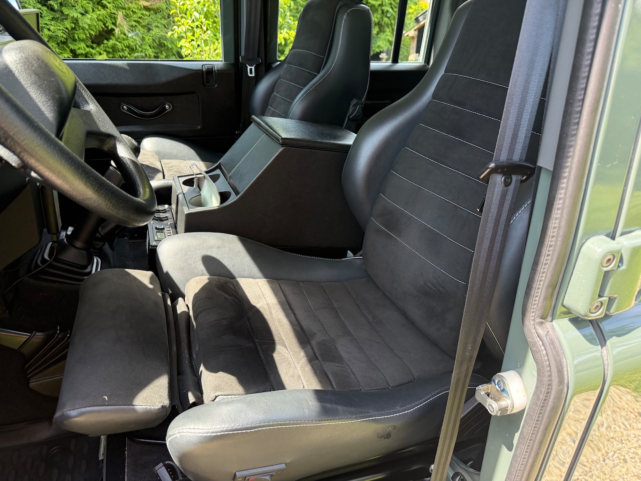 Land Rover Defender - 2.2 D SW 110" SE Tweede eigenaar