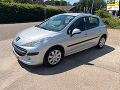 Peugeot 207 - 1.4 VTi Cool 'n Blue