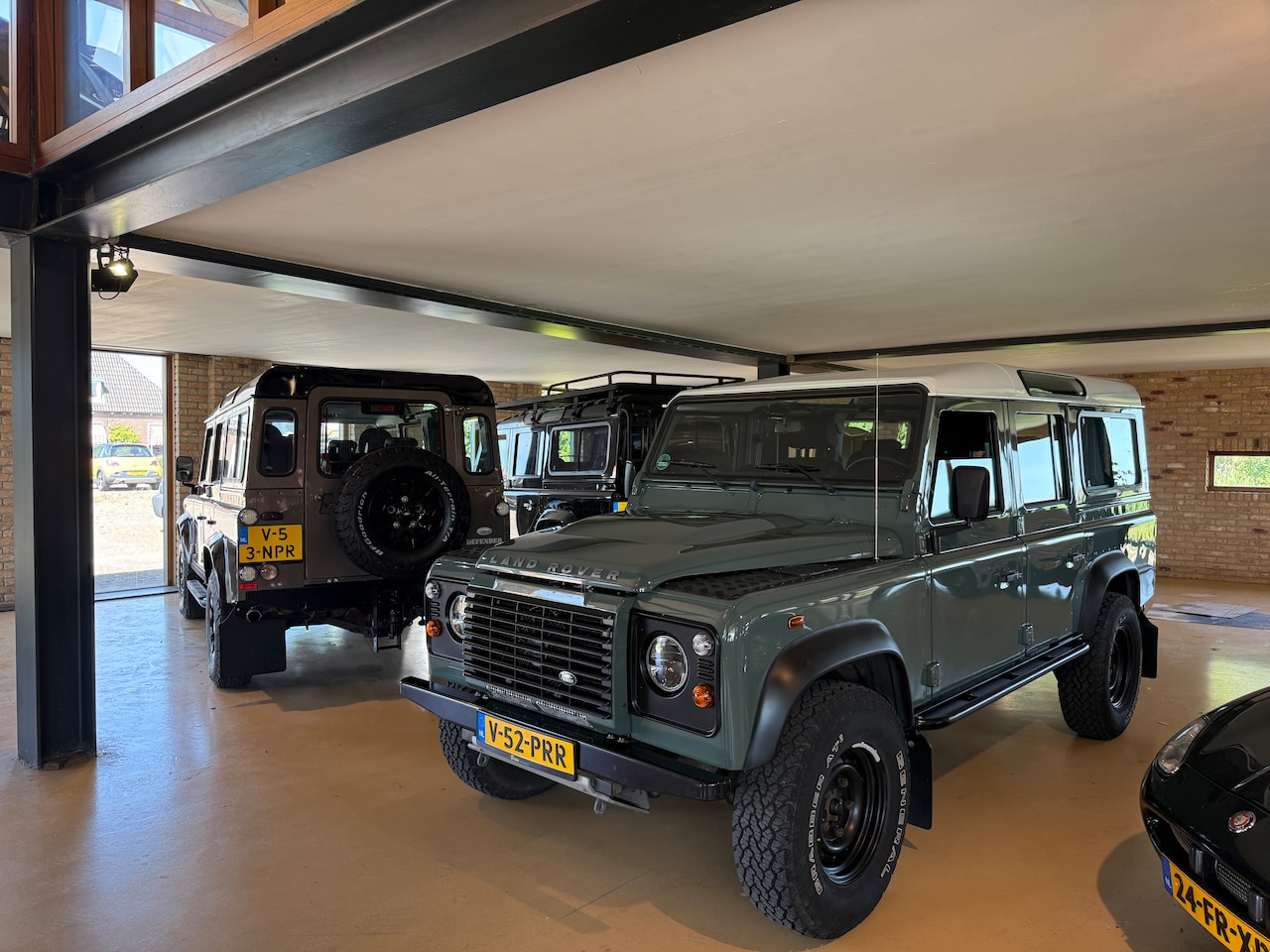 Land Rover Defender - 2.2 D SW 110" SE Tweede eigenaar
