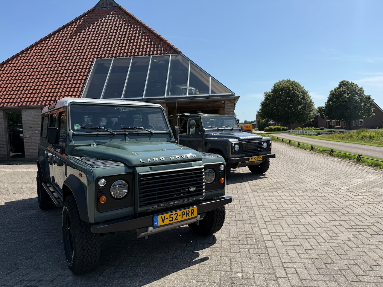 Land Rover Defender - 2.2 D SW 110" SE Tweede eigenaar