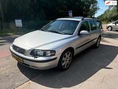Volvo V70 - 2.4 D5 Geartronic Black Sapphire Edition II + DISTR