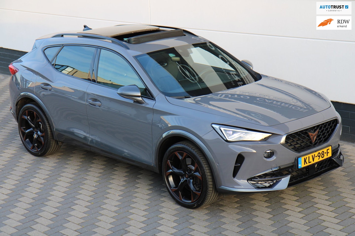 CUPRA Formentor - 2.0 VZ 245PK DSG Pano Carplay Keyless Camera !! - AutoWereld.nl