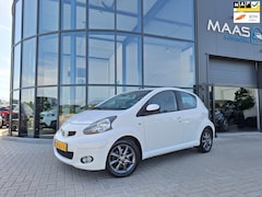Toyota Aygo - 1.0-12V Comfort Navigator|AIRCO|NIEUWSTAAT