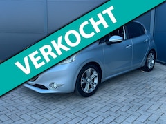 Peugeot 208 - 1.4 VTi Allure 50.000 km / Pano / Navi