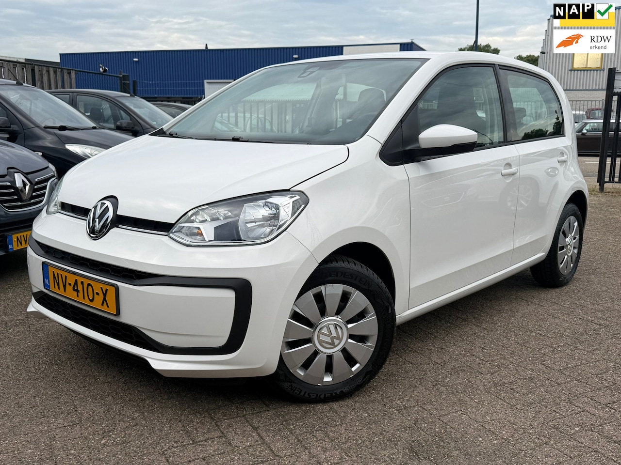 Volkswagen Up! - 1.0 BMT move up! Airco / DAB+ / Facelift / NAP - AutoWereld.nl