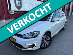 Volkswagen e-Golf - E-DITION // Automaat // Clima // PDC // Navi // LED //
