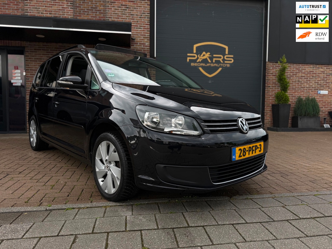 Volkswagen Touran - 1.4 TSI Comfortline Automaat DSG 140PK Panorama Dak Hoog Instap Airco Navi Elk.Ramen Cruis - AutoWereld.nl