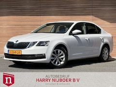 Skoda Octavia - 1.0 TSI Greentech Business Edition Navi / Carplay / Clima / Lm Velgen