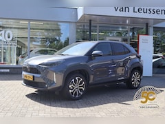 Toyota Yaris Cross - HYBRID 115 FIRST EDITION STOEL/STUUR&WISSERVERW. KEYLESS AD-CRUISE LED DAB PRIVACY GLASS L
