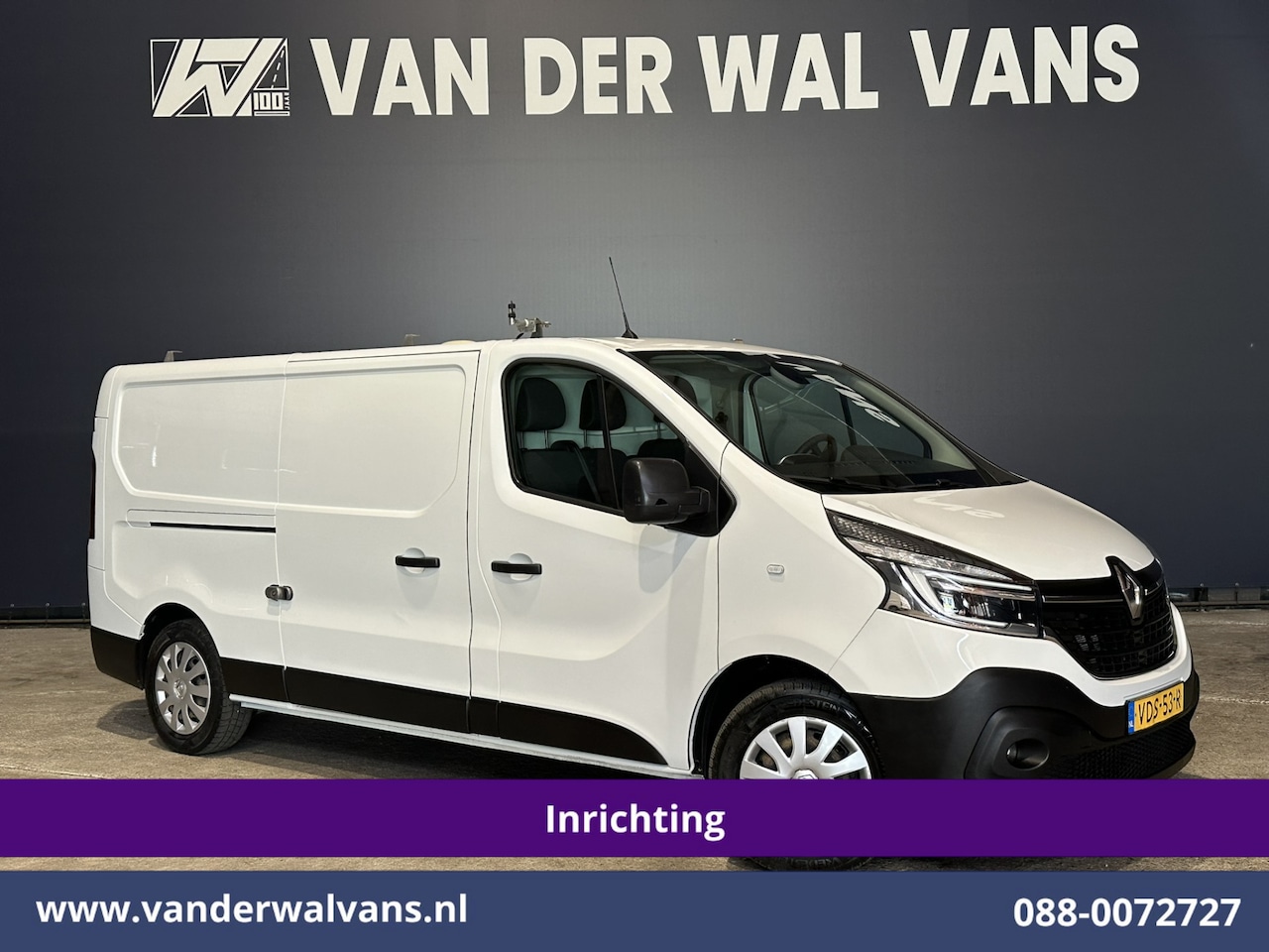 Renault Trafic - 2.0 dCi 120pk L2H1 inrichting Euro6 Airco | Navigatie | Camera | LED | Trekhaak Cruisecont - AutoWereld.nl