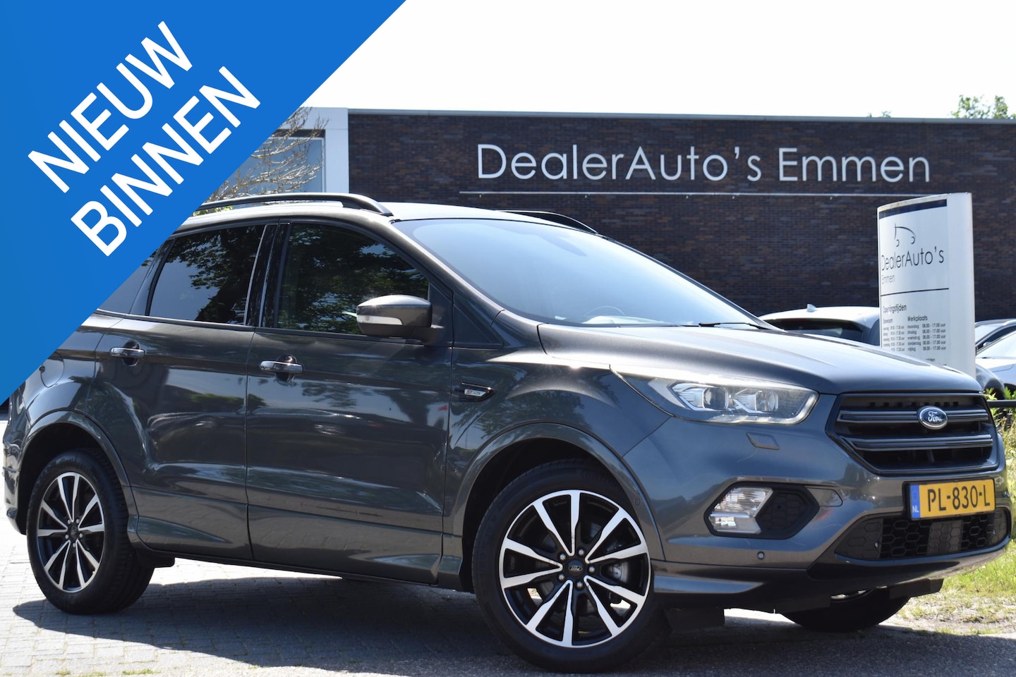 Ford Kuga - 1.5 ST Line ECC LMV NAVI LEDER LED - AutoWereld.nl