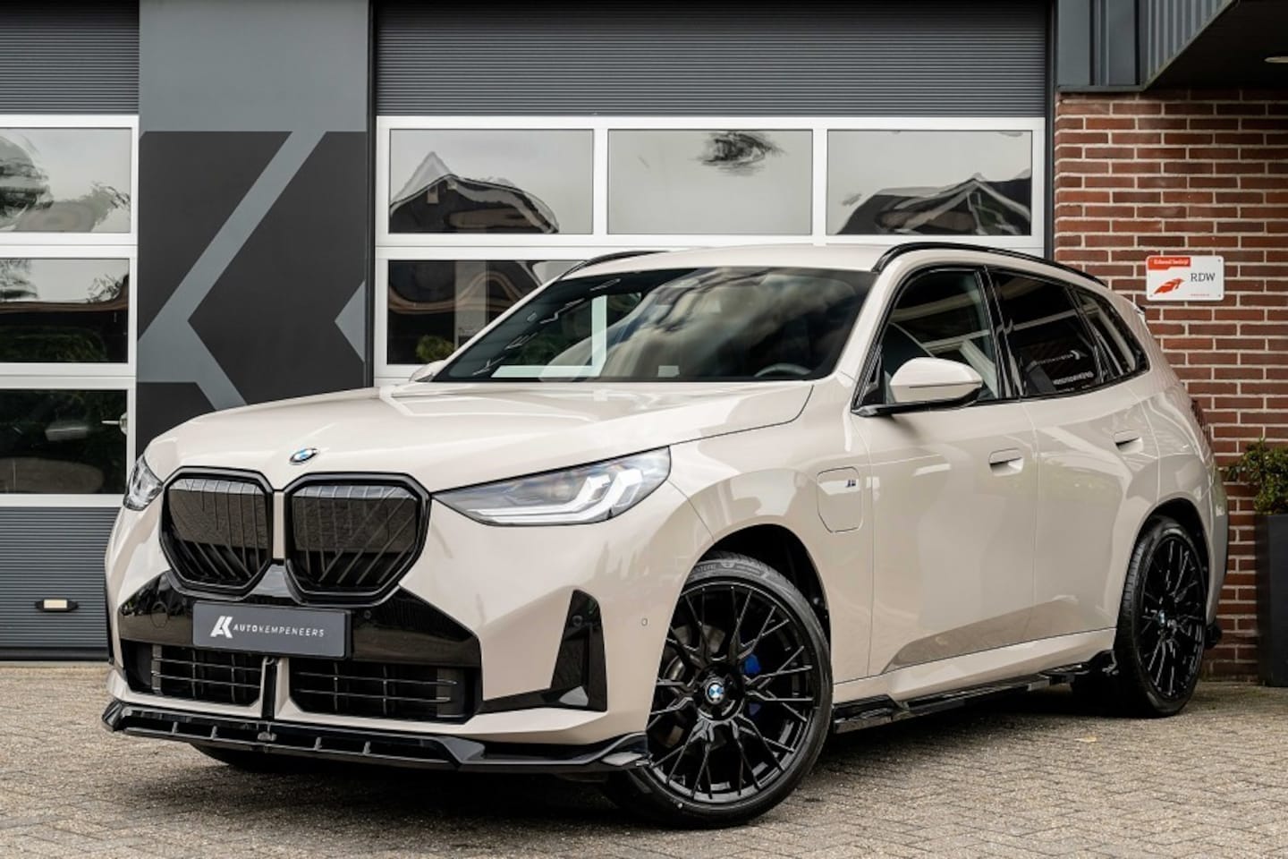 BMW X3 - 30e xDrive M sport | Maxton | Driving Ass. + | Trekhaak | Memory | Stuurverw. | M Sportrem - AutoWereld.nl