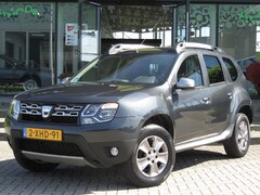 Dacia Duster - TCe 125pk 4x2 Prestige / Trekhaak / Navigatie / Cruise-Control / Compleet dealer O.H