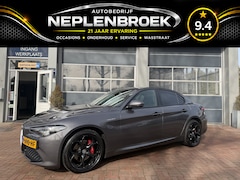 Alfa Romeo Giulia - 2.0 T AWD Veloce 280pk Adaptive Camera Leder Stoel/Stuurverw. 19''
