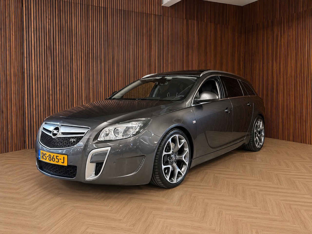 Opel Insignia Sports Tourer - 2.8 T OPC 4x4 - 365PK Rica - Carplay - AutoWereld.nl