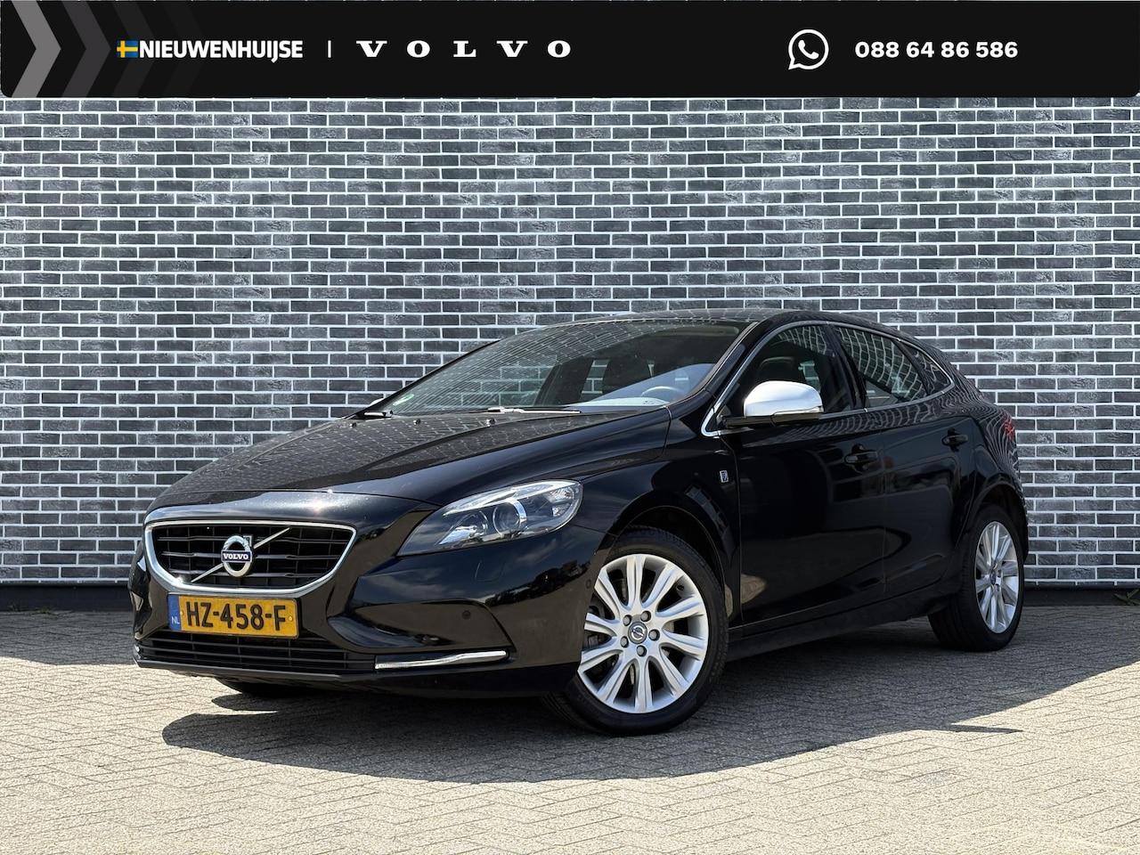 Volvo V40 - 1.5 T2 Ocean Race | Panoramadak | Xenon verlichting | Achteruitrijcamera | Stoelverwarming - AutoWereld.nl