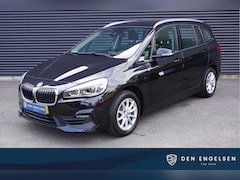 BMW 2-serie Gran Tourer - 218i Automaat 7zits Trekhaak LED Navigatie Parkeersensoren Cruise control Climate control